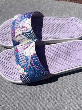Puma Lavender Slide Sandals with Tropical Strap US Size 10